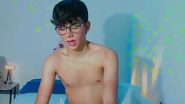 arnold laurent  online show from 17, 12, 2024