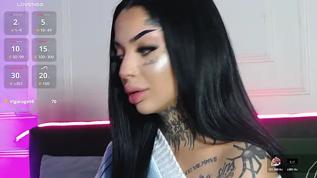 CreamyInkky  online show from 31, 10, 2025