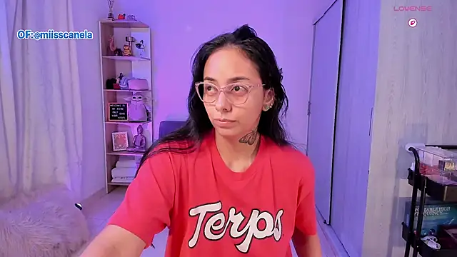 Aleja24Evans online show from 1, 12, 2025