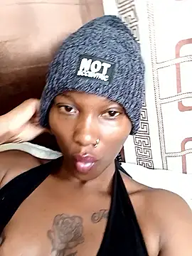 Pinky shyee online show from 22, 3, 2025