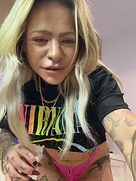 Divina X  online show from 16, 12, 2025