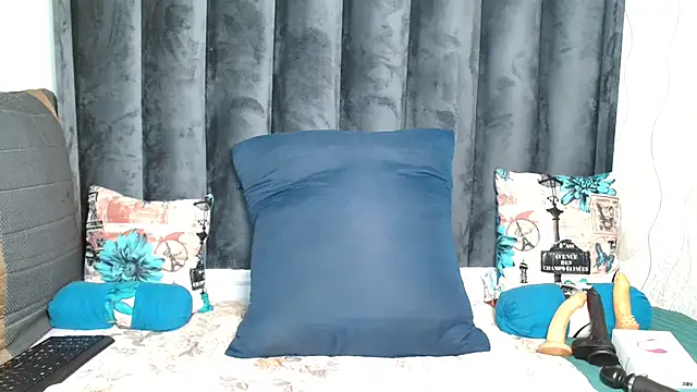 Snapshot of ThickAss90 chatting on 9, 7, 2026 ThickAss90 online show from 9, 7, 2026