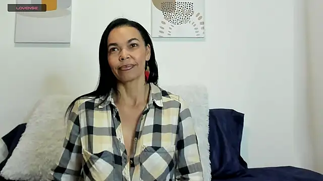 Evawalker  online show from 8, 3, 2025