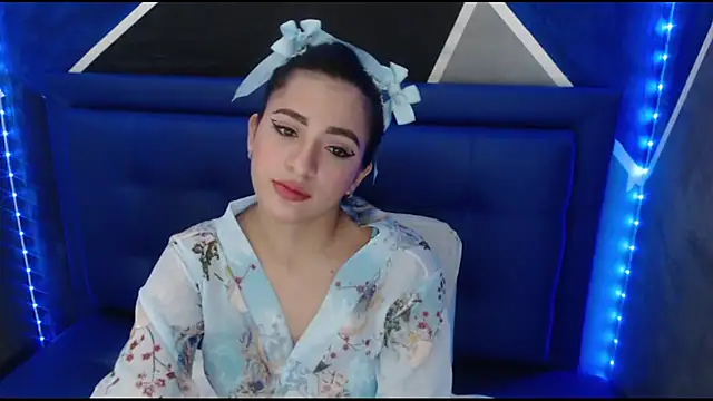 cherry modelx  online show from 14, 10, 2025