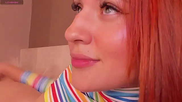 Snapshot of AylinMillerxs chatting on 5, 1, 2025 AylinMillerxs online show from 5, 1, 2025