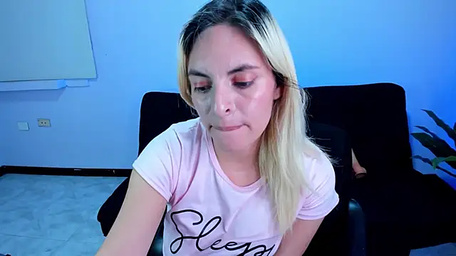 Kathia Brooks  online show from 9, 1, 2025