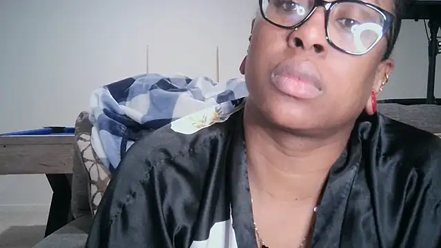 Nyxie Chaos online show from 16, 12, 2025