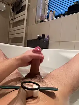 Snapshot of Bigdick0301 chatting on 28, 12, 2024 Bigdick0301 online show from 28, 12, 2024