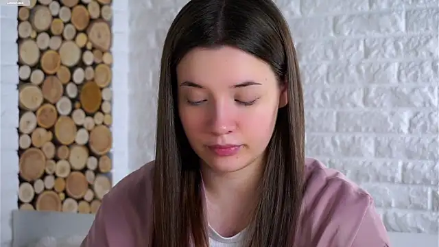 LowOncoming online show from 11, 11, 2025