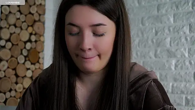 LowOncoming online show from 6, 4, 2026