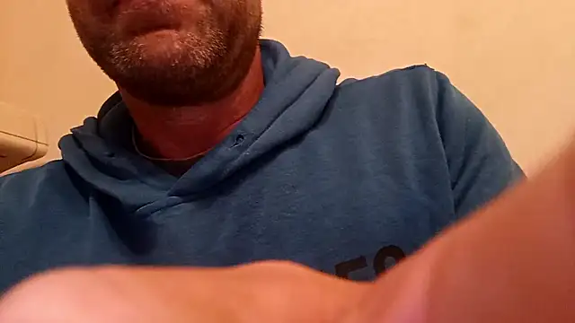 Snapshot of Timbojan28 chatting on 2, 5, 2026 Timbojan28 online show from 2, 5, 2026