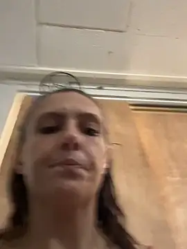 snowrillaxxx online show from 25, 5, 2026