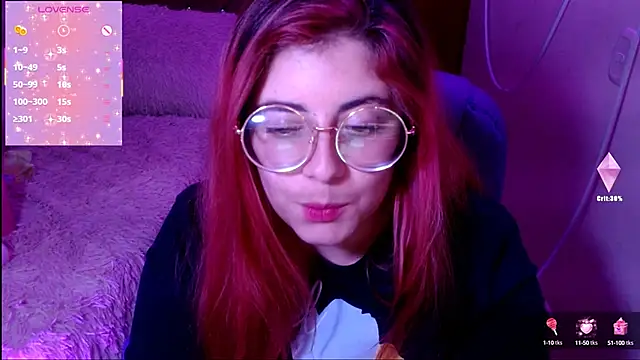 Snapshot of Azamy-12 chatting on 5, 3, 2025 Azamy-12 online show from 5, 3, 2025