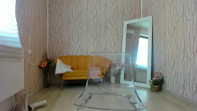 AishaRouhi online show from 19, 2, 2025