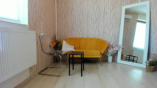 AishaRouhi online show from 26, 2, 2025