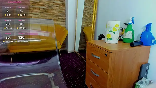 AishaRouhi online show from 10, 10, 2025