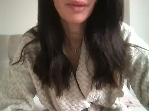 Snapshot of paolajonez chatting on 10, 5, 2026 paolajonez online show from 10, 5, 2026