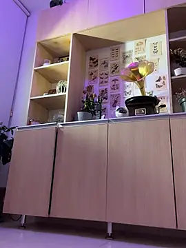 juanasnz99 online show from 27, 2, 2025