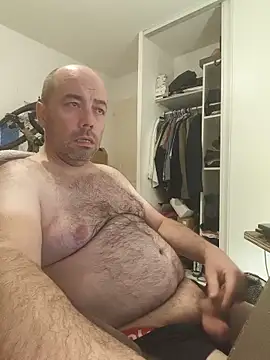 Snapshot of veryverybigdick45 chatting on 8, 6, 2026 veryverybigdick45 online show from 8, 6, 2026