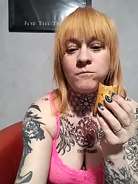 poussichienne online show from 4, 4, 2026