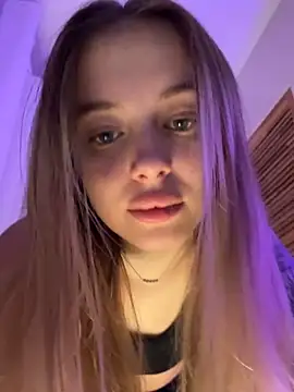 Snapshot of enjoy_my_beauty chatting on 2, 3, 2026 enjoy my beauty online show from 2, 3, 2026