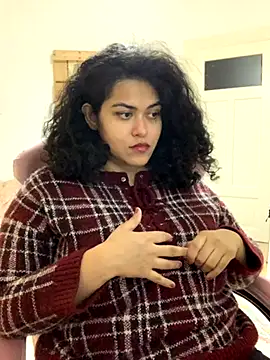 Curvydesifromgermany online show from 3, 11, 2025