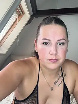Snapshot of xlinastarrx chatting on 16, 7, 2026 xlinastarrx online show from 16, 7, 2026