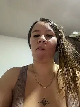 Emiily lee online show from 30, 11, 2025