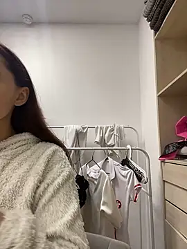 Snapshot of AnaWest chatting on 10, 10, 2025 AnaWest online show from 10, 10, 2025