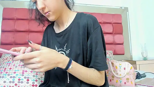 BonnieCute  online show from 25, 3, 2026