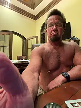 Snapshot of sluttydylan chatting on 7, 6, 2026 sluttydylan online show from 7, 6, 2026