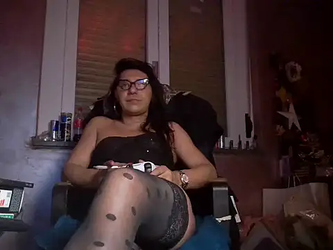 Snapshot of LadyVenere chatting on 5, 5, 2026 LadyVenere online show from 5, 5, 2026