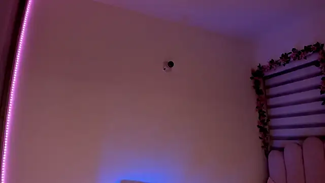 Snapshot of Cataleyasweet_19 chatting on 9, 2, 2025 Cataleyasweet 19 online show from 9, 2, 2025