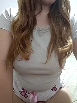 lucyredhead online show from 11, 2, 2026