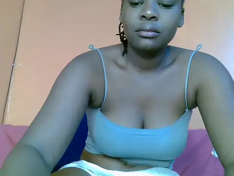 Snapshot of Bigbum_boobs chatting on 21, 3, 2025 Bigbum boobs online show from 21, 3, 2025