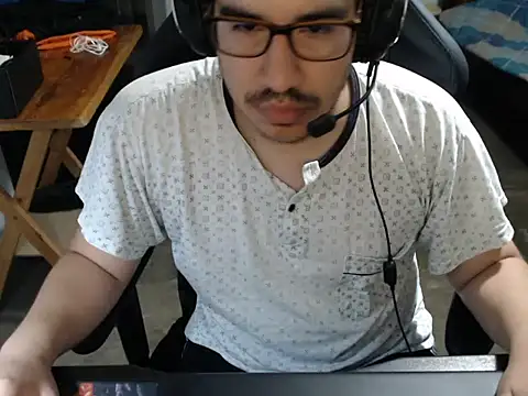 thealfawolf01 online show from 19, 12, 2024