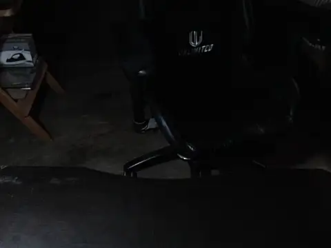 thealfawolf01 online show from 28, 9, 2025