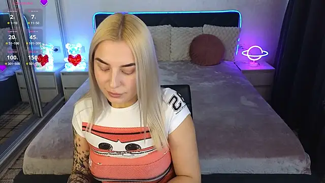 Snapshot of Crystal_Barbie chatting on 13, 3, 2026 Crystal Barbie online show from 13, 3, 2026