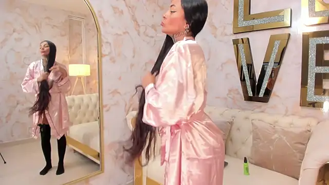 hanna slut  online show from 23, 9, 2025