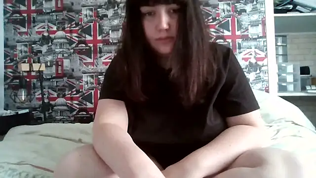 Lynylou online show from 24, 9, 2025