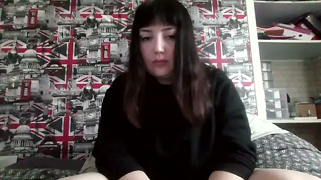 Lynylou online show from 13, 10, 2025