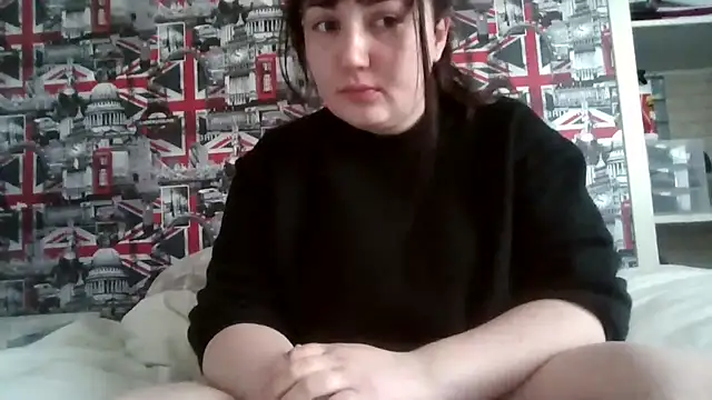 Lynylou online show from 30, 10, 2025