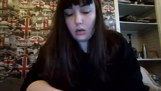 Lynylou online show from 20, 12, 2025