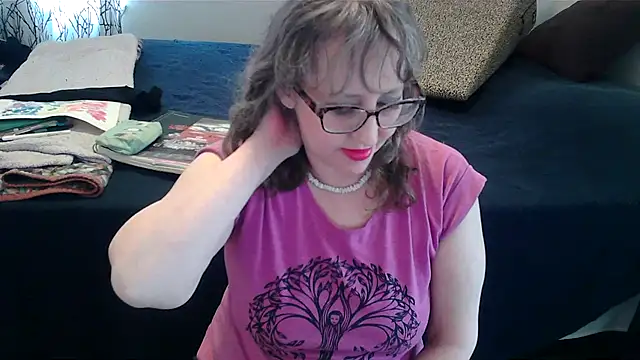 Snapshot of LilyLuscious chatting on 12, 3, 2025 LilyLuscious online show from 12, 3, 2025