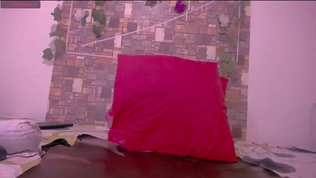 CrazyRousex online show from 25, 9, 2025