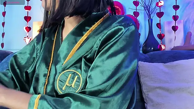 Elizabeth VonSweet online show from 3, 2, 2026