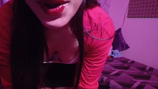 MidnightFlame online show from 2, 11, 2025