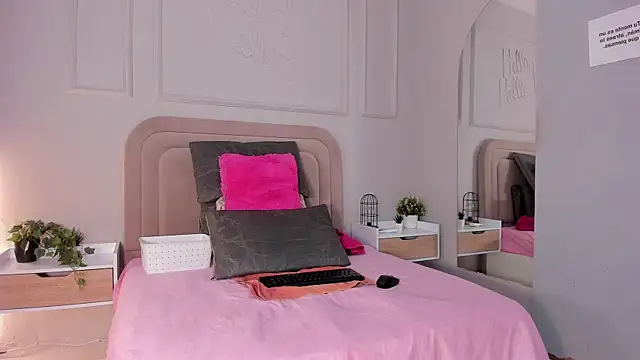 Maristxxr online show from 19, 12, 2025