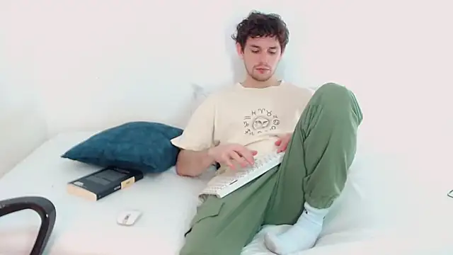 Elio555 online show from 12, 12, 2024