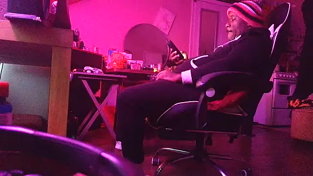 bigshh8 online show from 4, 12, 2025